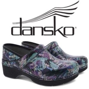 Dansko LT Pro Size 40 (9.5-10) Watercolor Tooled Patent Clogs New in Box